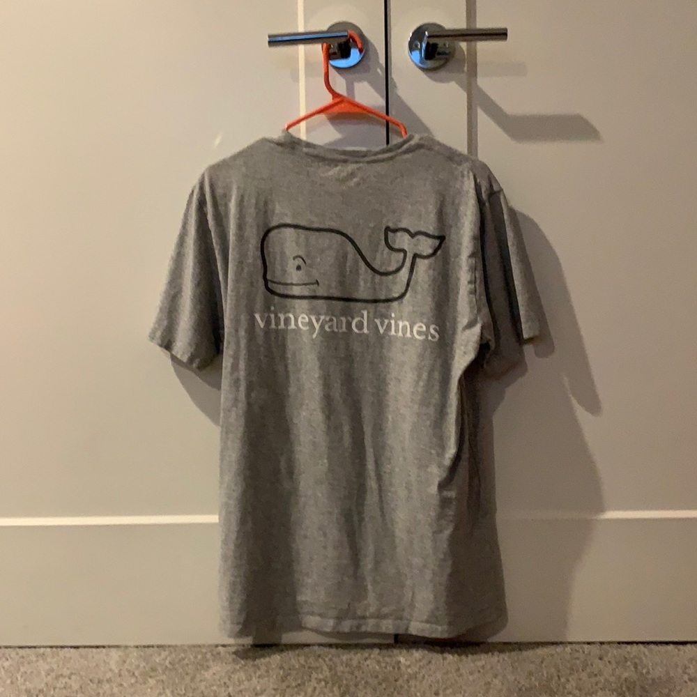 Vineyard Vines Tee
